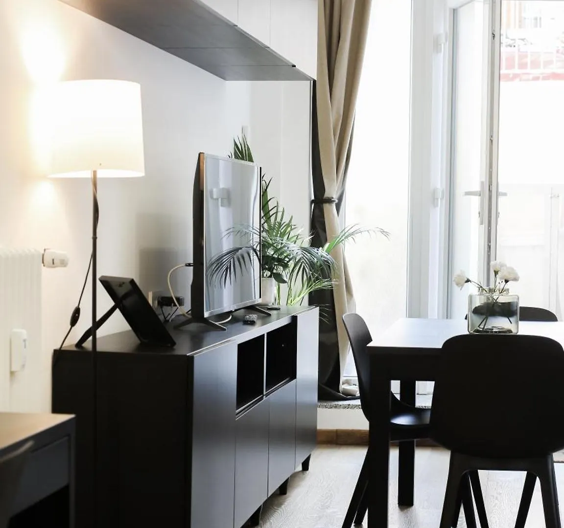 Cozy Design Apartment In Milano Piola-Citta Studi Italy